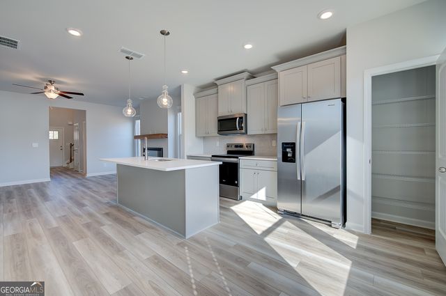 3 Camellia Drive, Fairburn, GA 30213