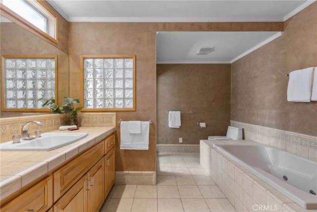 4814 Lemona Avenue, Sherman Oaks, CA 91403