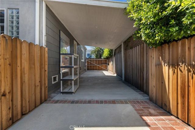 4814 Lemona Avenue, Sherman Oaks, CA 91403