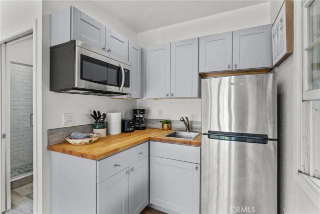 4814 Lemona Avenue, Sherman Oaks, CA 91403