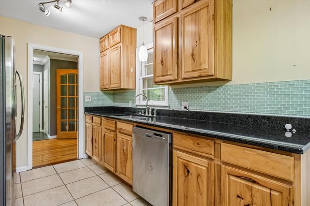 9222 W 22nd Lane, Saint Louis Park, MN 55426