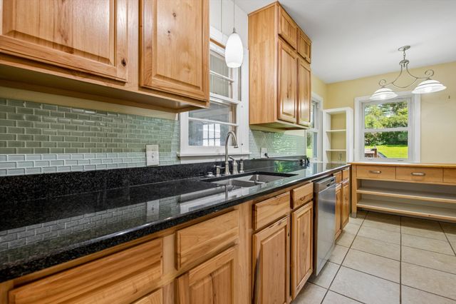 9222 W 22nd Lane, Saint Louis Park, MN 55426