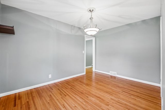 9222 W 22nd Lane, Saint Louis Park, MN 55426