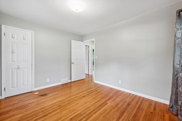 9222 W 22nd Lane, Saint Louis Park, MN 55426