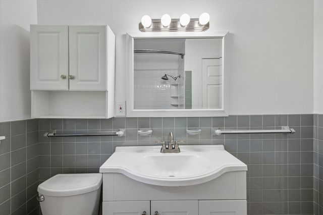 9222 W 22nd Lane, Saint Louis Park, MN 55426