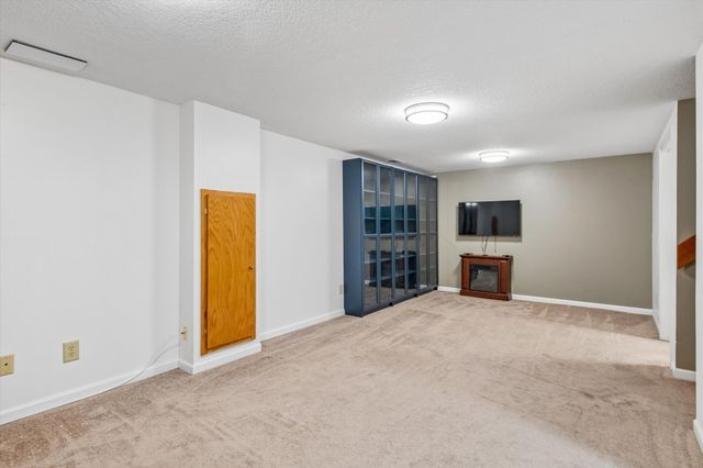 9222 W 22nd Lane, Saint Louis Park, MN 55426