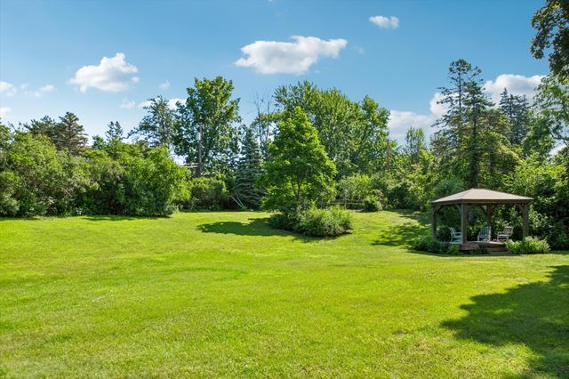 9222 W 22nd Lane, Saint Louis Park, MN 55426
