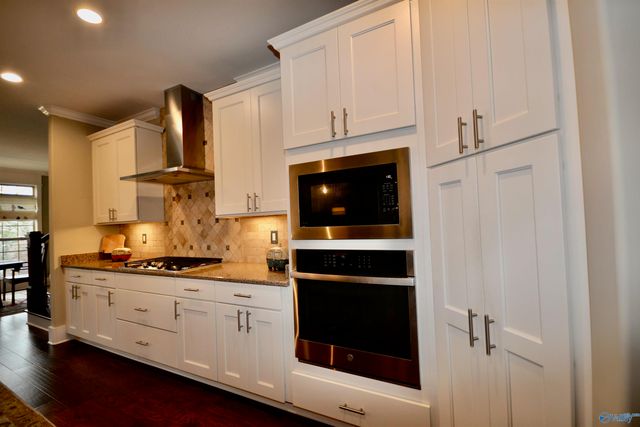 25 Ridge Bluff Circle SE, Huntsville, AL 35803