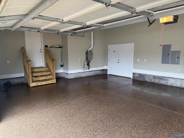 25 Ridge Bluff Circle SE, Huntsville, AL 35803