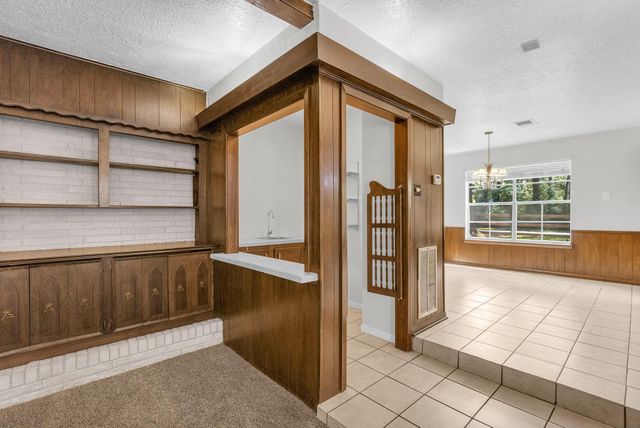 33102 Rollingwood Drive, Pinehurst, TX 77362