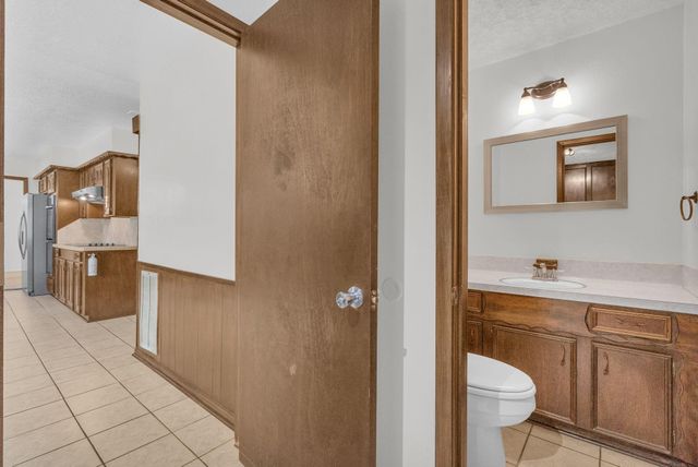 33102 Rollingwood Drive, Pinehurst, TX 77362