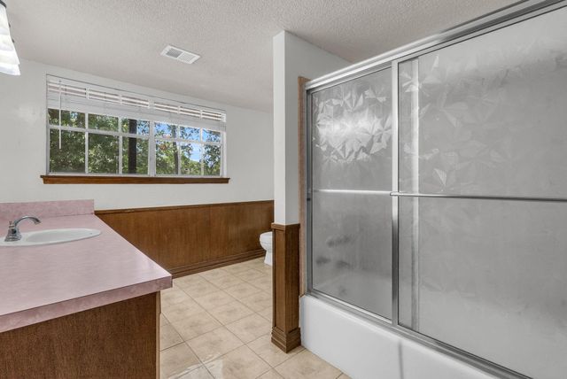 33102 Rollingwood Drive, Pinehurst, TX 77362
