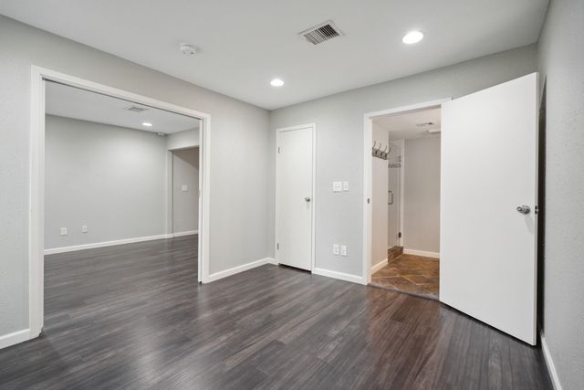 768 Worthshire Street, Houston, TX 77008