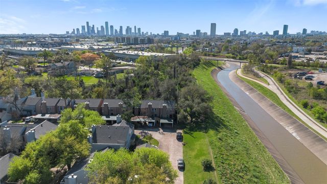 768 Worthshire Street, Houston, TX 77008