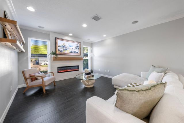 768 Worthshire Street, Houston, TX 77008