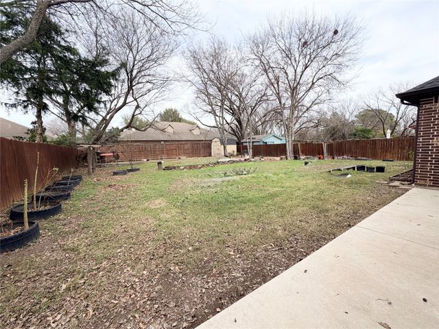 501 Elwood Road, Irving, TX 75061