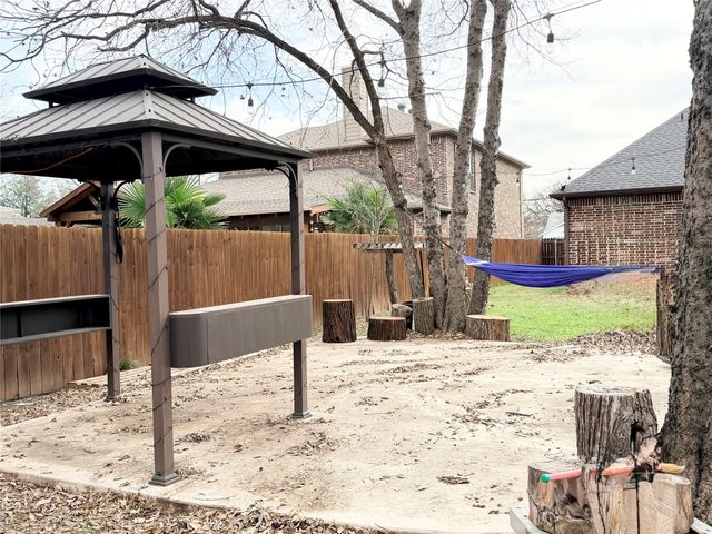 501 Elwood Road, Irving, TX 75061