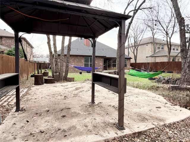 501 Elwood Road, Irving, TX 75061