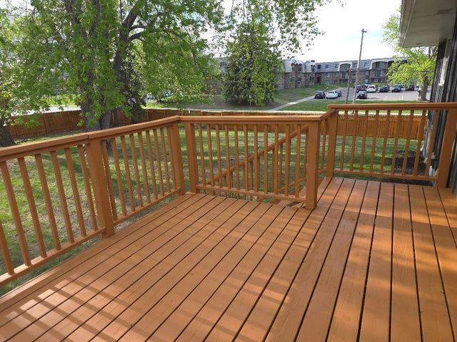 6255 Zealand Avenue N, Brooklyn Park, MN 55428