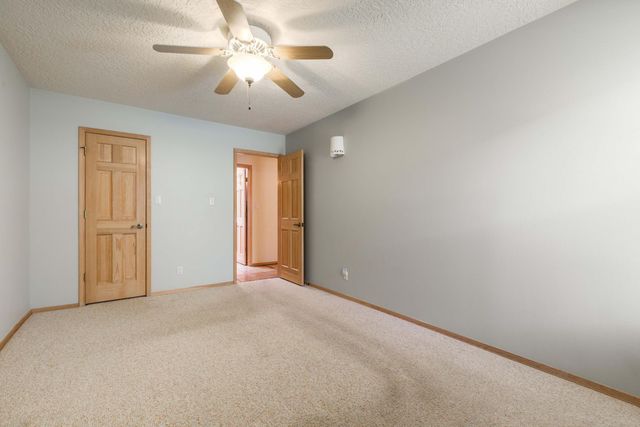 2760 Cliffrose Drive NE, Albuquerque, NM 87122