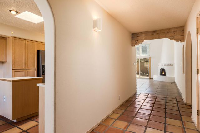 2760 Cliffrose Drive NE, Albuquerque, NM 87122