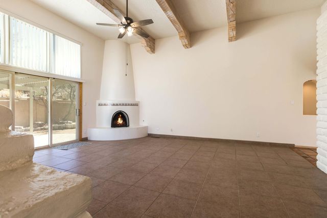 2760 Cliffrose Drive NE, Albuquerque, NM 87122