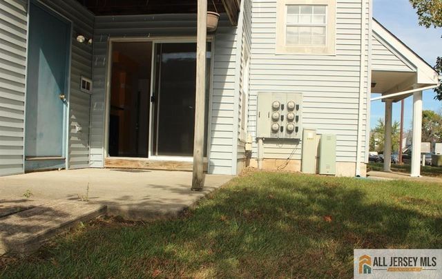 49 Tanglewood Court, South Brunswick, NJ 08852