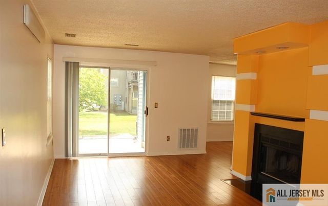 49 Tanglewood Court, South Brunswick, NJ 08852