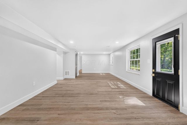 4445 Central College Road, Westerville, OH 43081
