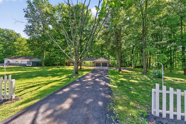 4445 Central College Road, Westerville, OH 43081
