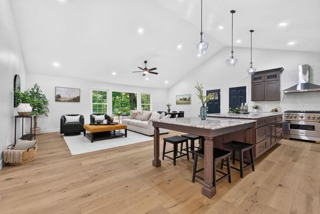 4445 Central College Road, Westerville, OH 43081