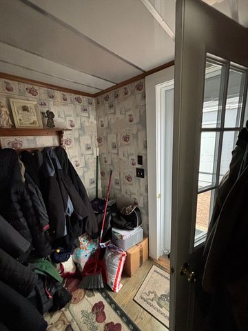 62 Central St, Fitchburg, MA 01420