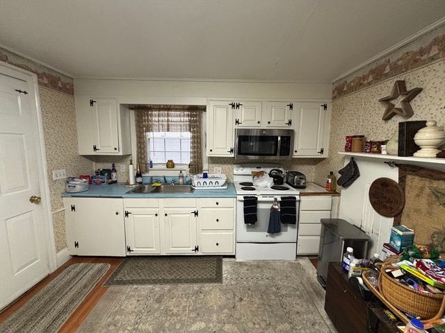 62 Central St, Fitchburg, MA 01420