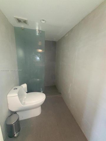 600 NE 36 St PH22, Miami, FL 33137