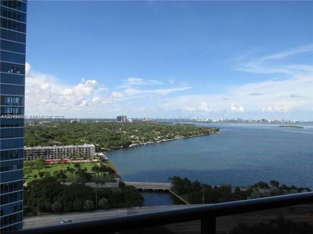 600 NE 36 St PH22, Miami, FL 33137