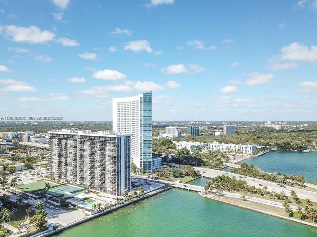 600 NE 36 St PH22, Miami, FL 33137