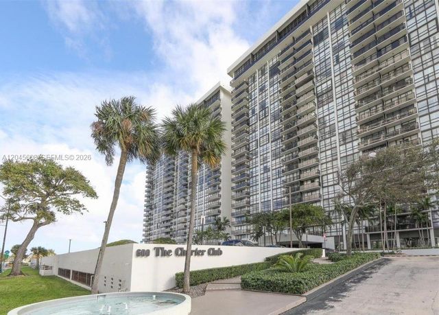 600 NE 36 St PH22, Miami, FL 33137