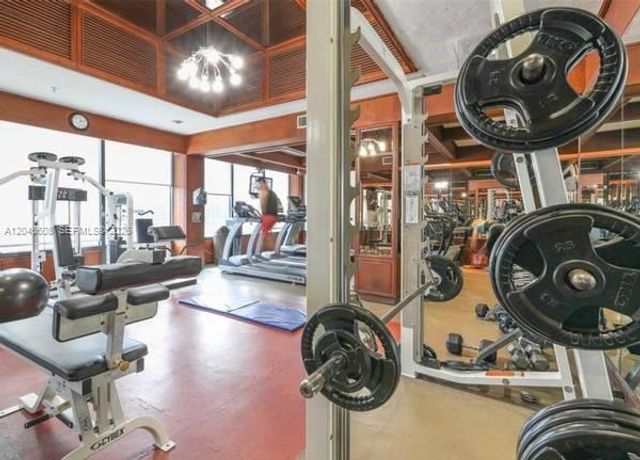600 NE 36 St PH22, Miami, FL 33137