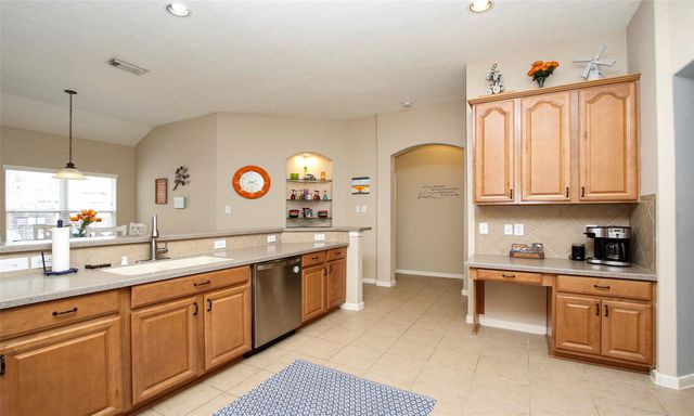 8206 Sierra Dawn Drive, Tomball, TX 77375