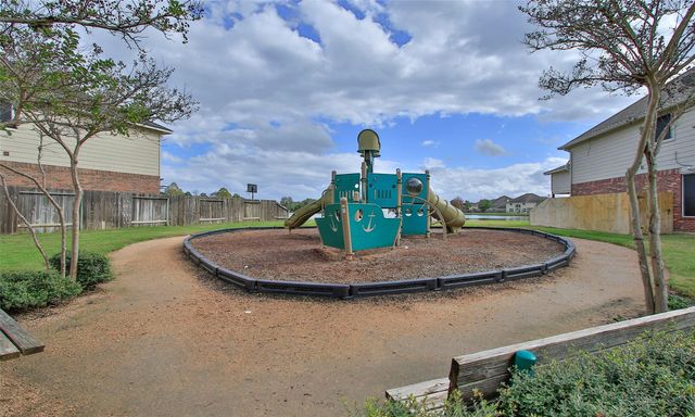 8206 Sierra Dawn Drive, Tomball, TX 77375