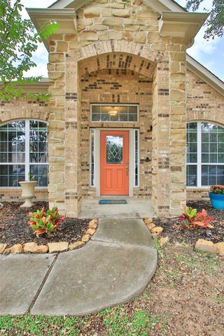 8206 Sierra Dawn Drive, Tomball, TX 77375