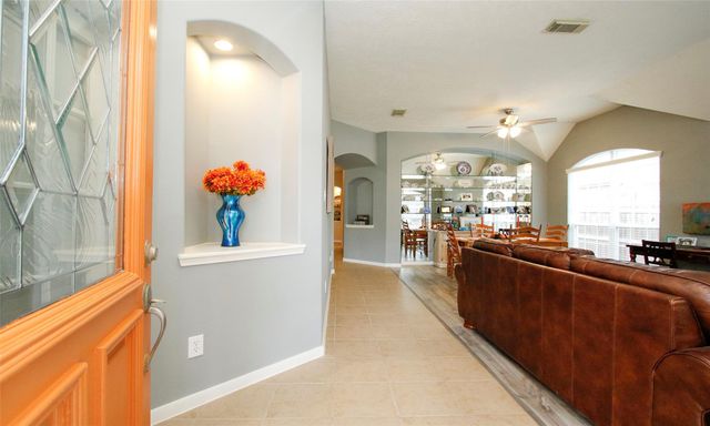 8206 Sierra Dawn Drive, Tomball, TX 77375