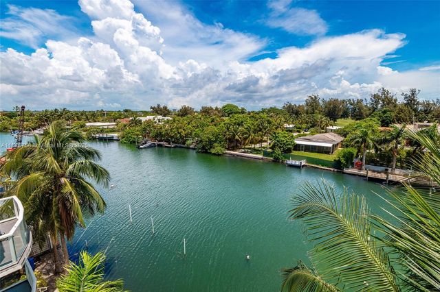 1975 Calais Dr, Miami Beach, FL 33141