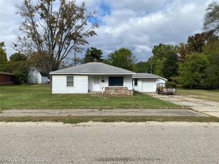 7553 Nichols Street, Utica, MI 48317