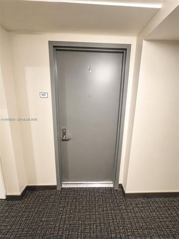 41 SE 5th Street 907, Miami, FL 33131