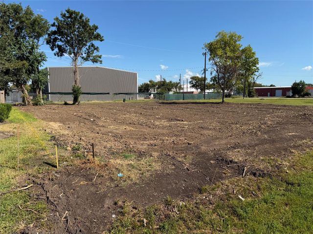 0 N 1st Avenue, La Porte, TX 77571