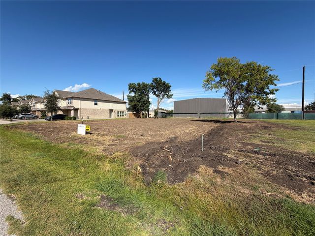 0 N 1st Avenue, La Porte, TX 77571