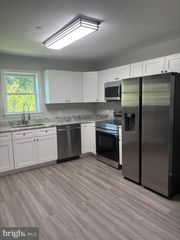 435 WILLOWS AVE, Folcroft, PA 19032