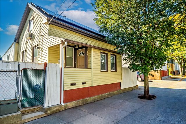 154 Camden Avenue, Providence, RI 02908