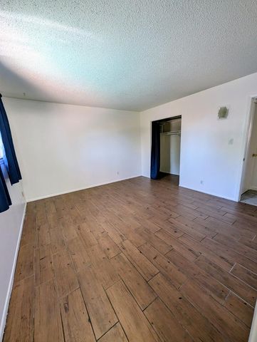 1711 S Hardy Drive, Tempe, AZ 85281